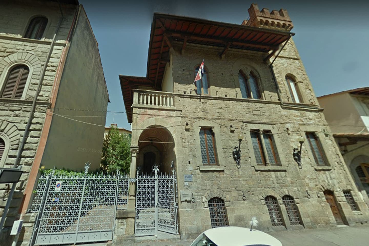 servizio-traduzioni-giurate-professionali-certificate-apostille-Tergeste-Firenze